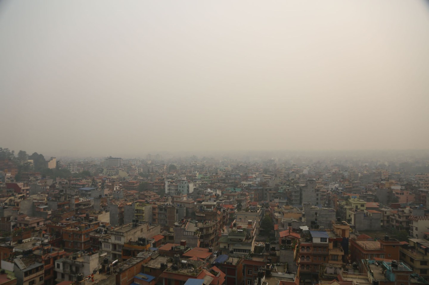 डढेलोको कारण देशका अधिकांश भागमा तुवालो देखिने